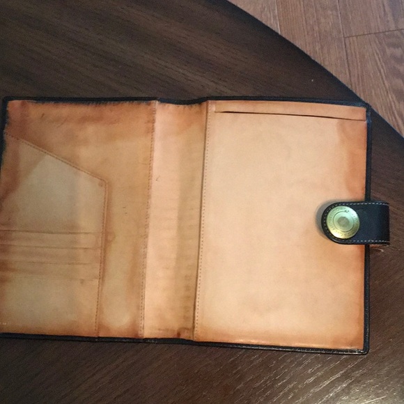 Organizer - Picture 2 of 2